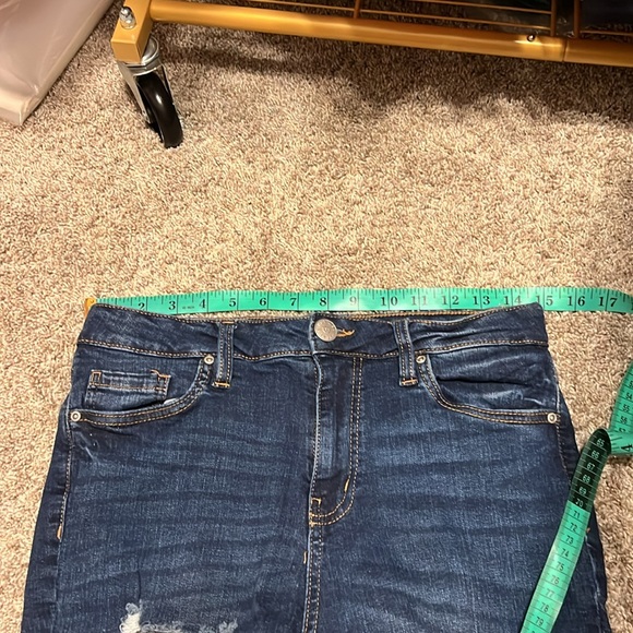 Hot Kiss Highrise Skinny Ankle Distressed Raw Hem Jeans Size 9 - Picture 3 of 9